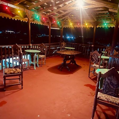 Bottoms Up Hostel Zanzibar Exterior photo