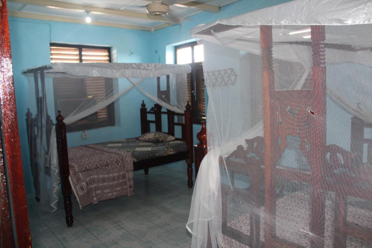 Bottoms Up Hostel Zanzibar Exterior photo