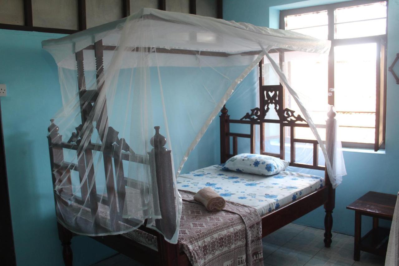 Bottoms Up Hostel Zanzibar Exterior photo