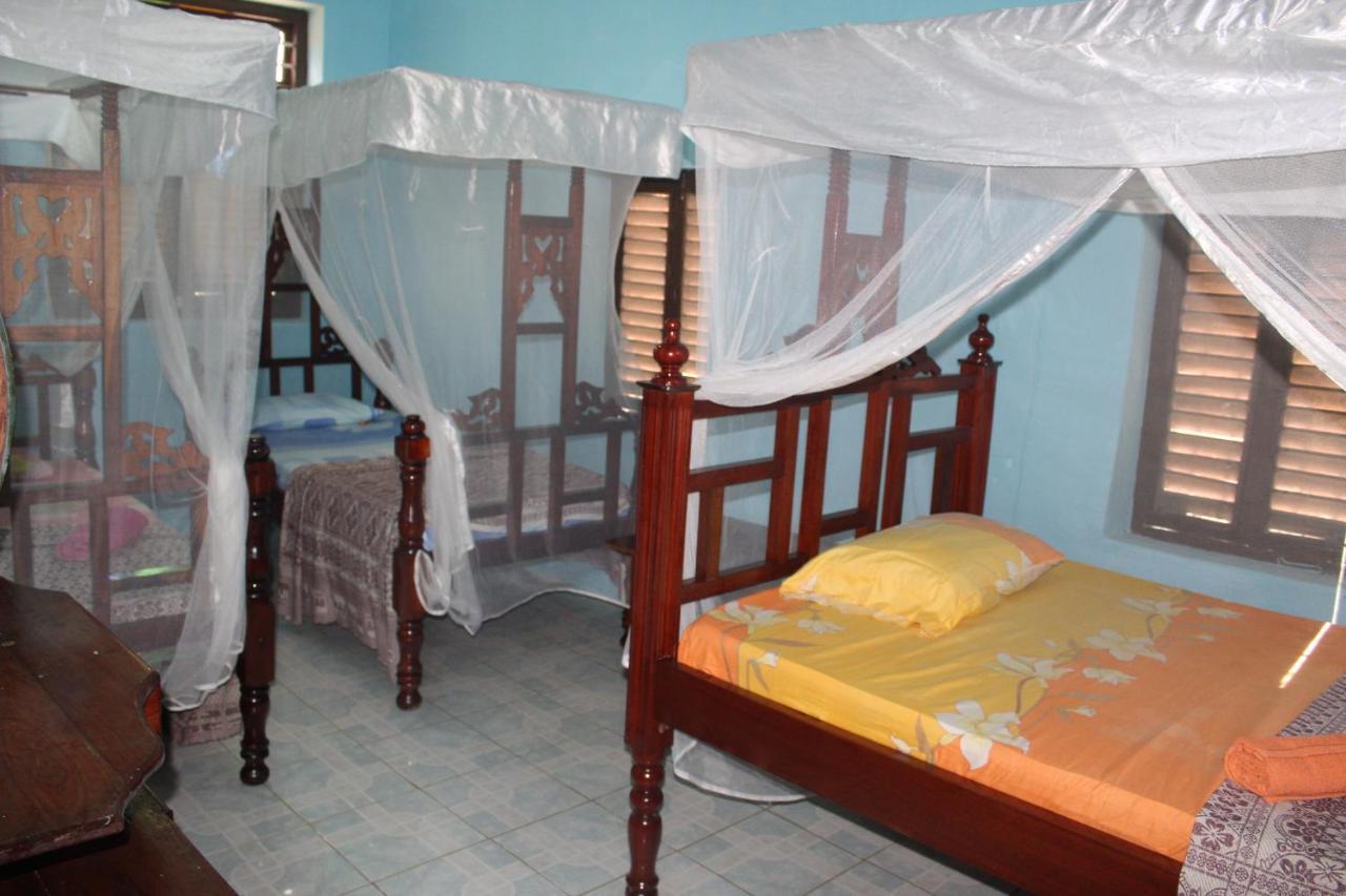 Bottoms Up Hostel Zanzibar Exterior photo
