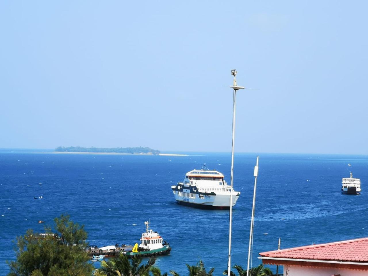 Bottoms Up Hostel Zanzibar Exterior photo