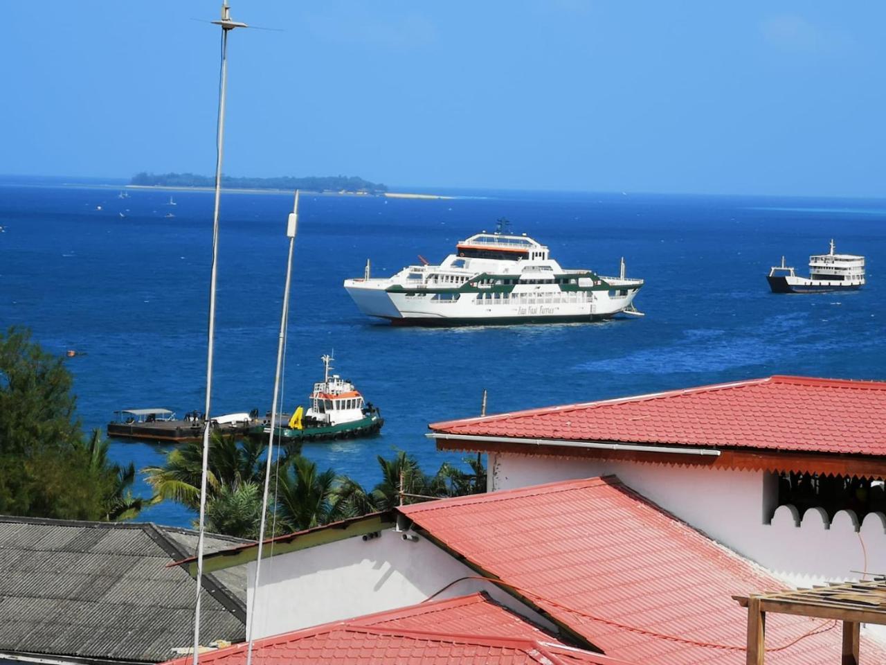 Bottoms Up Hostel Zanzibar Exterior photo